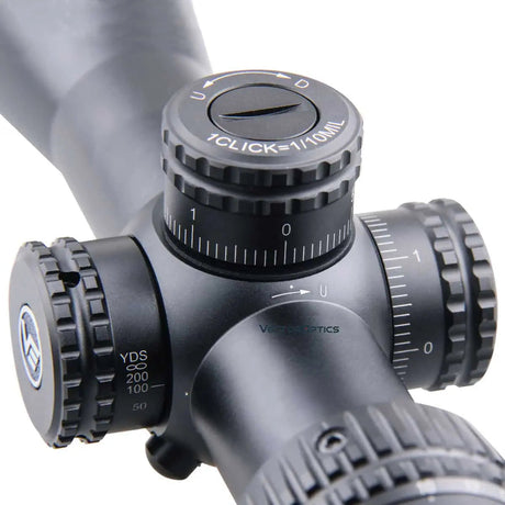 Vector Optics Veyron 4-16x44 FFP riflekikkert